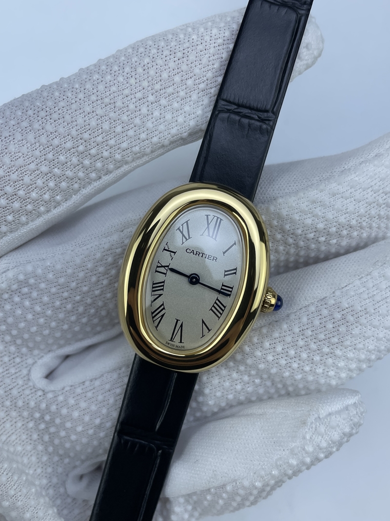 (준비완료/특급배송)NO.2810/AF공장 까르띠에Baignoire Watch YG AF 1:1 Best Edition White Dial on Black Croco Strap RONDA Quartz